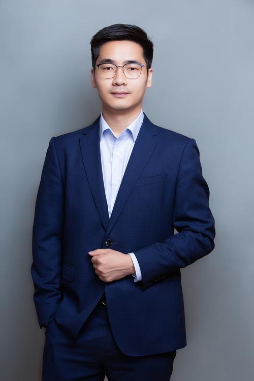 刘欣怡 视觉与舞美负责人